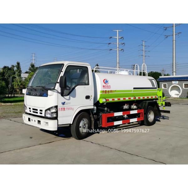 Petit ISUZU NPR Camion-citerne de l'eau Nouveau camion de pulvérisation d'eau du Japon