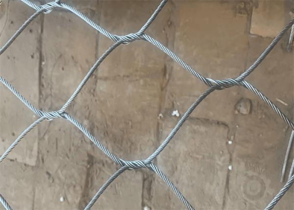 Diamond Decorative Metal Architectural Wire Mesh Panels Marine Grade Bridge Stairway