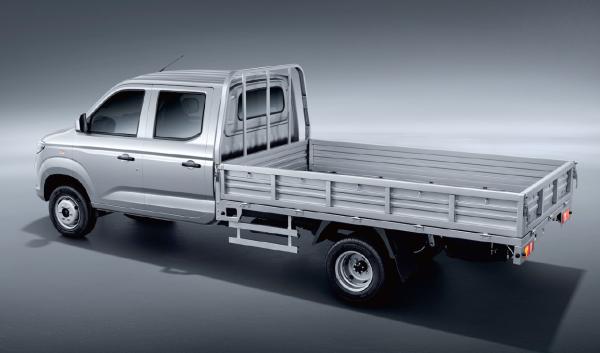 DFSK Brand Vans And Trucks D71 D72 PLUS CNG Model Pickup Truck 5990 X 1870 X 2040 Mm