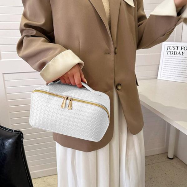 Large capacity travel bag cosmetic bags with compartments for women ladies