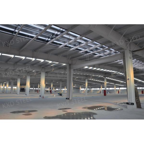 Construcción de edificios agrícolas con estructura metálica industrial de acero