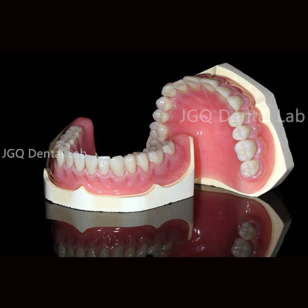 Acrylic Teeth Complete Adsorptive Dentures Customized from China Dental Lab