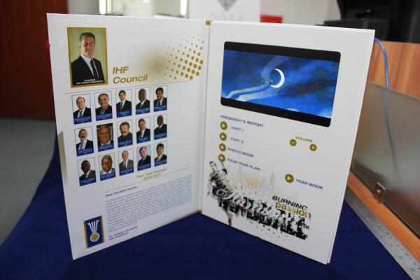 rechargeable lcd video card for conference activities , 4.3 / 5 / 7inch lcd brochures
