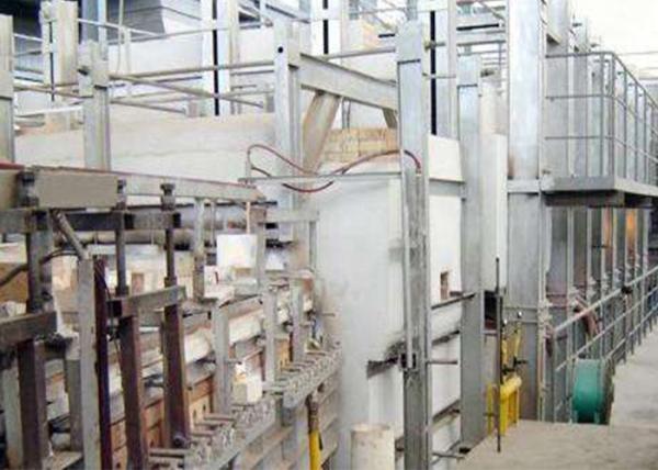 Da fornalha de vidro industrial dupla do combustível dos materiais refratários capacidade diária de 150 toneladas