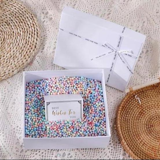 Luxury Rigid Lid And Base Box For Night Light Aroma Stone And Bath Gift Set