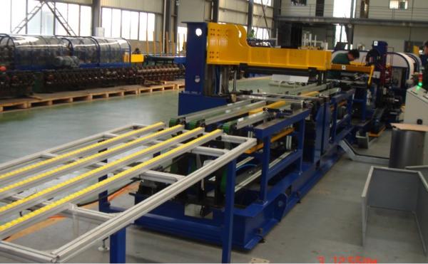 High Strength Refrigerator Assembly Line For Freezer U Shape Housing