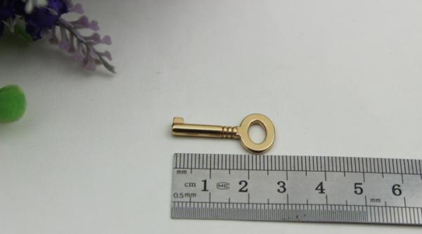 Fashion nickel color zinc alloy metal bag decorative lock with key for handbags