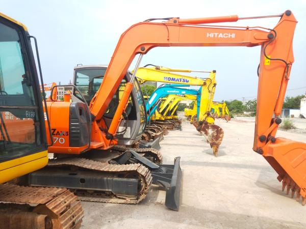                  Hot Sale Used Hitachi Zx70 Excavator Secondhand Hitachi Zx70 Mini Digger Original Japan Hitachi 7 Ton Track Digger Zx70 Zx75 Excavator for Sale             