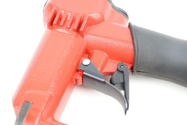 22 calibre Fine Crown Air Pneumatic Staple Gun Sua solução para fabricação de móveis