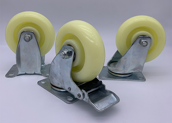 Колеса рицинуса нейлона шарнирного соединения тормозной пластины с подшипниками 4 дюйма