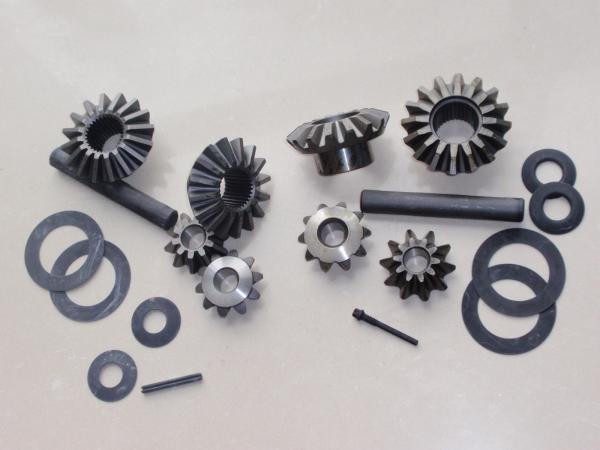 Precision Forged Straight Differential Bevel Gears , Carbon Steel Plain Bevel Gear