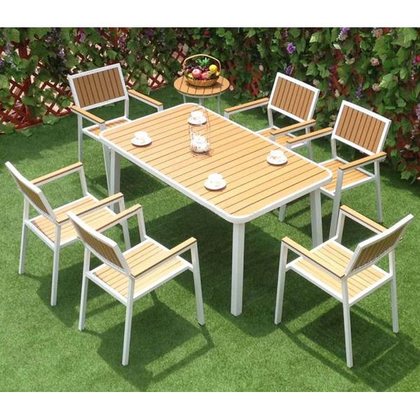 Elegant Outdoor Patio Garden Furniture Dining Sets with Plastic Wood Chairs and Table
