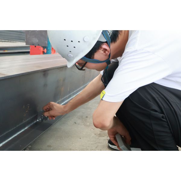Prefabricated Q345B Steel Structure Support Warehouse Hot Dip Galvanised Electroplating