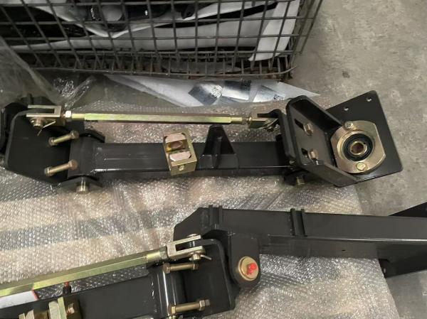 Corrosion Resistance Cleaning Vehicle Arm System Compact Sweeper Truck Parts