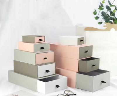 Velvet Inside 85x85x35mm Custom Paper Jewelry Boxes gift box packaging Matt Lamination