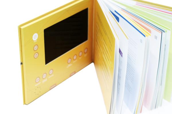 Digital LCD Video Book OEM ODM for Advertising 5inch 10inch screen sizes