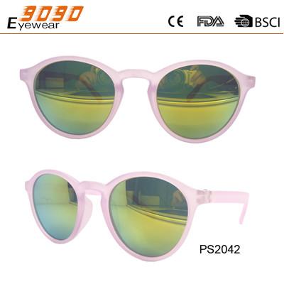 New arrival and hot sale of plastic  round sunglasses,suitable for men and women