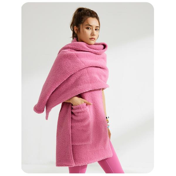 Y-F Knitted Poncho Cardigan Cape Top Sweater Cozy Fleece Jumbo Scarf Wrap Shawl with Large Front Pockets for Women