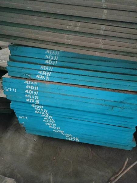 Placa de aço laminada a alta temperatura 52100 1500mm de grande resistência de liga do rolamento Gcr15