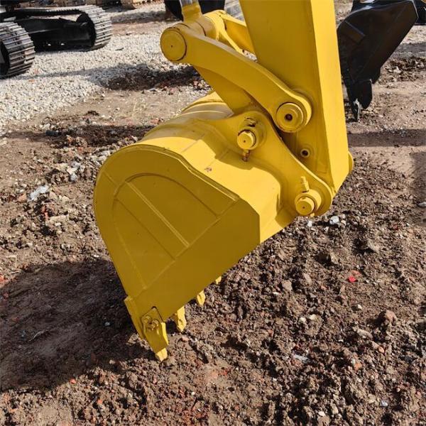 Operator Friendly Used Compact Excavators PC70-8 Komatsu 7 Ton Excavator