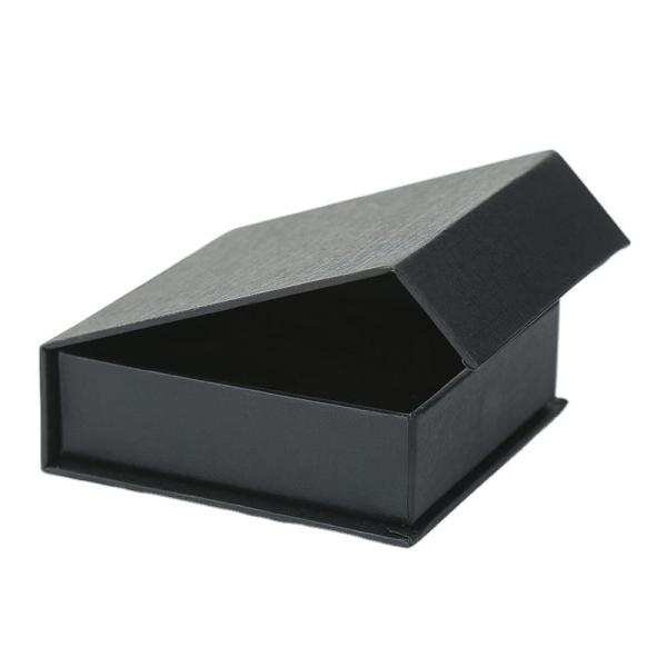Customized Black Magnet Jewelry Box with 90*90*35mm Dimensions and Customized Logo