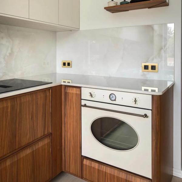 Frame-line Door Panel Kitchen Cabinet Design Cherry Wood Veneer Kitchen Cabinet For Ghana Villa Project