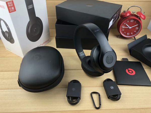 Beats by Dr Dre Studio 3 Matt Black Noise Cancelling Over-Ear Wireless Headphone from golden rex group ltd