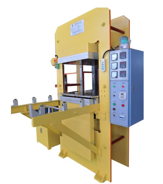 Machine hydraulique de moulage par compression de plateau
