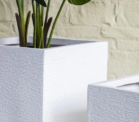 Florero de interior exterior de fibra de arcilla de peso ligero Caja de plantas de fibra de arcilla para el jardín