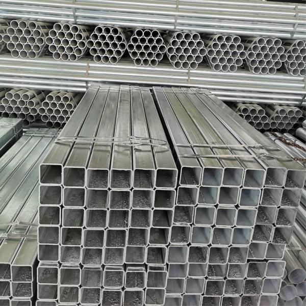 Segurança rodoviária longa vida tempo guarda-roupa 4x4 tubos galvanizados quadrados post de cerca de metal