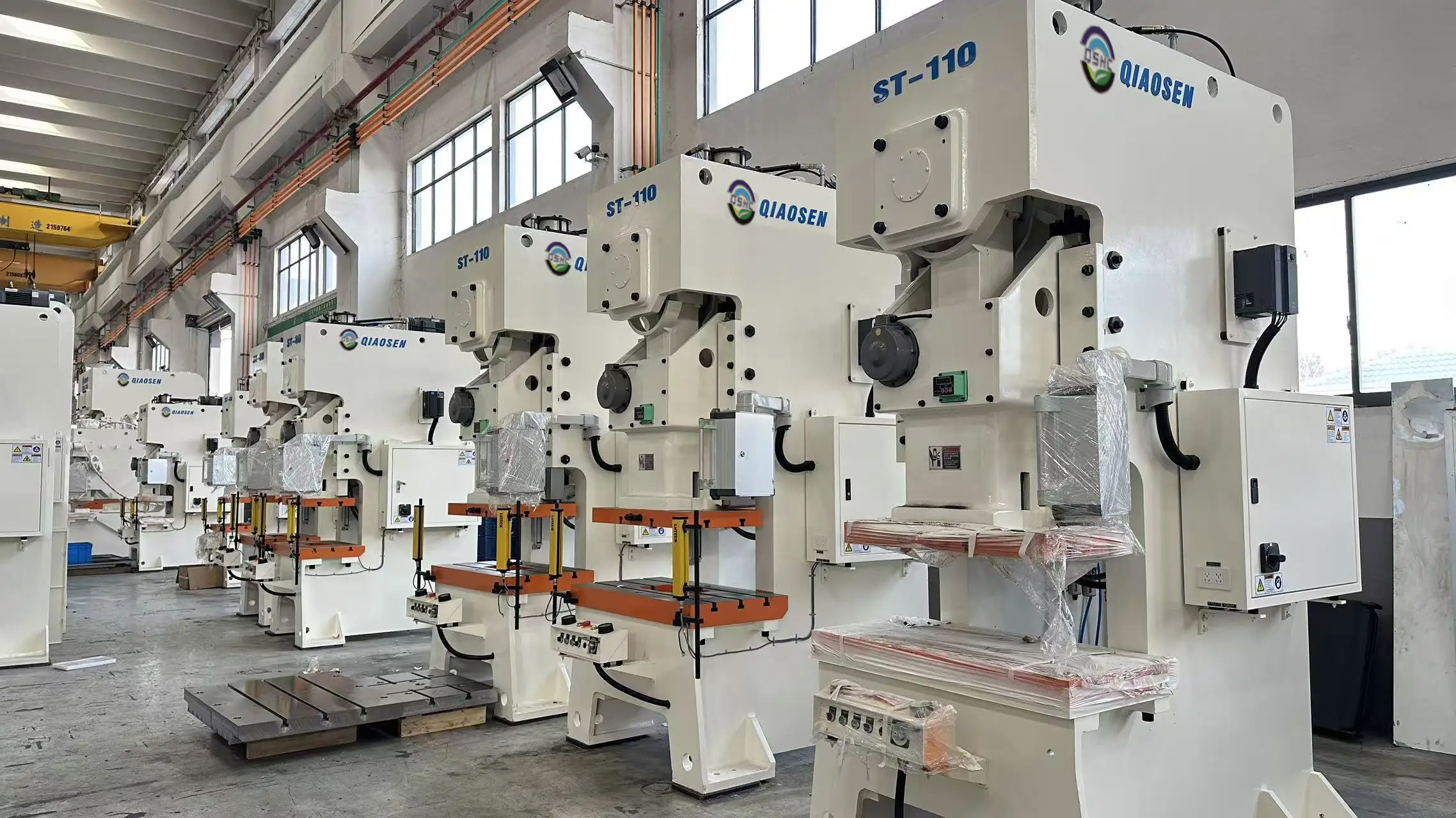 High Accuracy Pneumatic C Frame Punch Press 11kW Motor for Metal Forming
