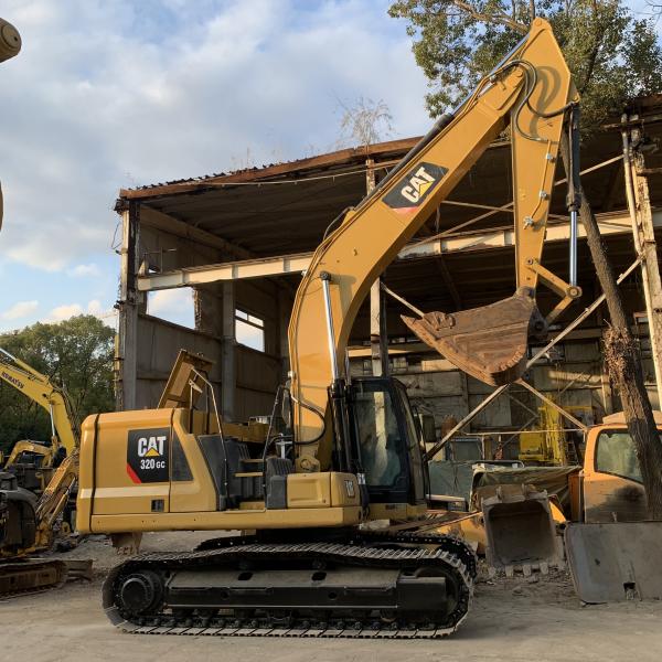 CAT320GC Excavateur Caterpillar Digger en bon état de fonctionnement pour le déplacement de la terre