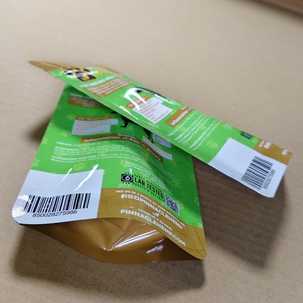 Pet Food Stand-Up Pouch | One-Way Degassing Valve + 7Mil Puncture Resistance