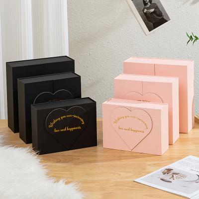 Cosmetics Custom Packaging Boxes 21x15x7cm 21x21x8cm  Valentines Day Gift Box