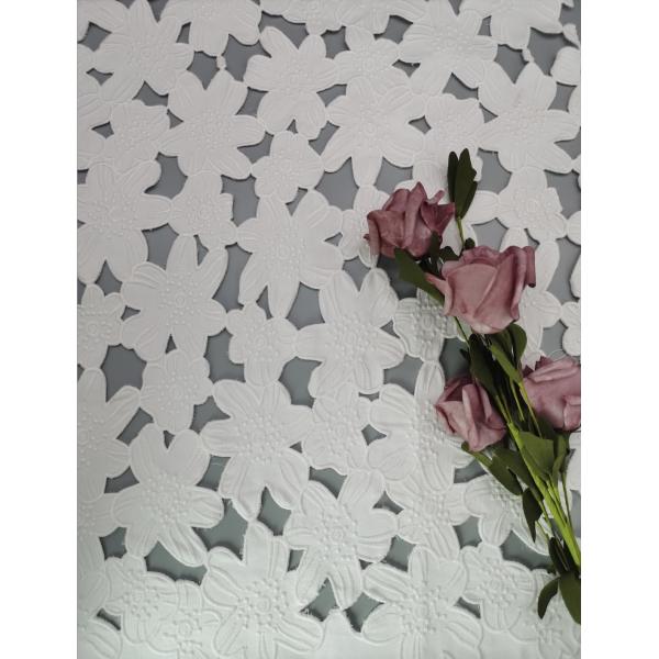 Лазер отрезал ткань шнурка чистый белый хлопок вышил ткани отверстии