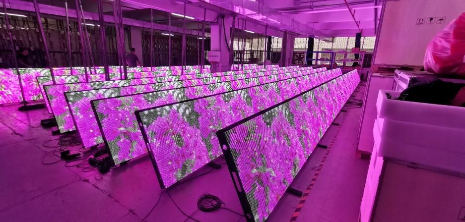 Outdoor P6.25 LED Display with 7000nits High Brightness 3840Hz Refresh Rate and Front & Rear Maintenance for Stadium Perimeter Sport LED Screen