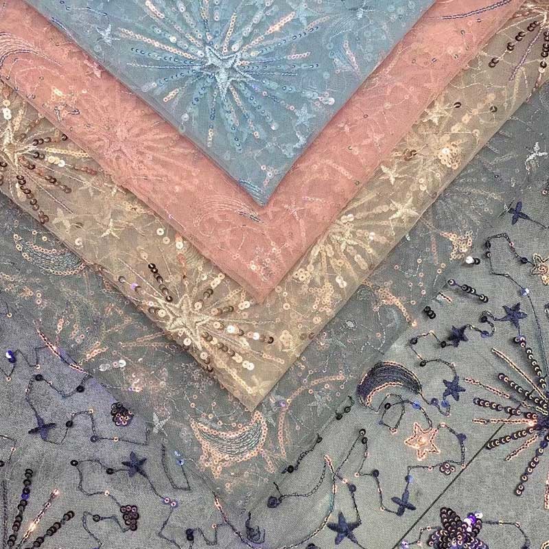Вышивка звезды любов флористическая отбортовала Sequins Тюль яркого блеска ткани сетки