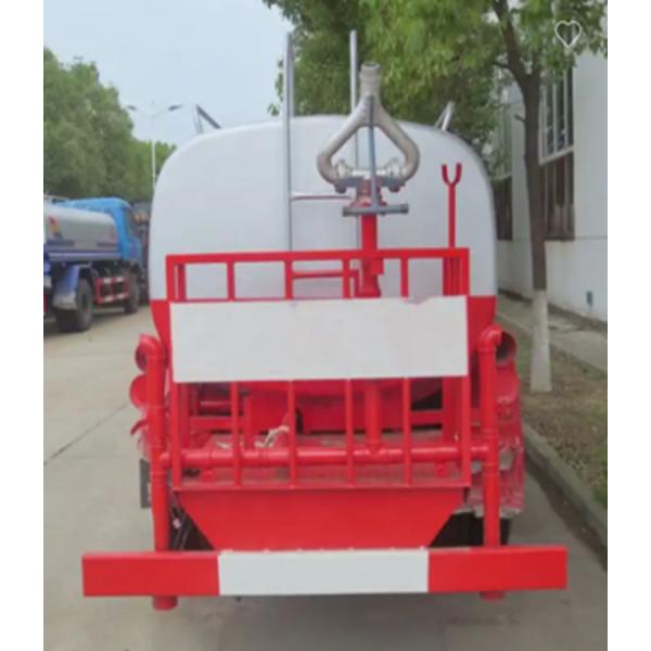 Водосборные цистерны в употреблении SINOTRUK HOWO Euro2 Выброс 6 10 колесный дорожный распылитель