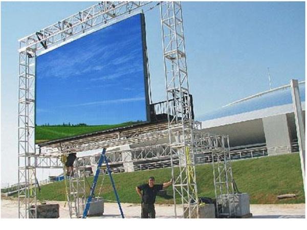 O móbil exterior P6 P10 960*960mm do caminhão do quadro de avisos de Digitas conduziu a exposição conduzida anunciando caminhões para a tela conduzida da venda