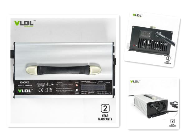 84V 10A Battery Lithium Charger , LED Dispaly Of Charging Voltage And Current 4.5KG