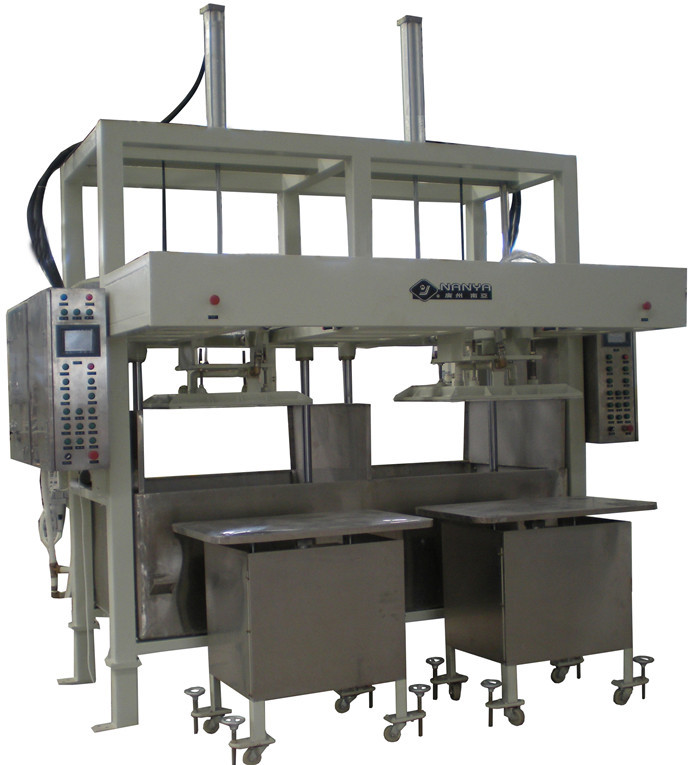 Засыхание машины бумажной пульпы Thermoforming отливая в форму в прессформе, 30kg-300kg/h