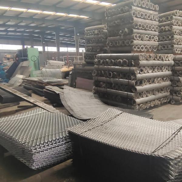 Plastic Sprayed Decorative Expanded Metal Mesh 304 316 316L For Protection