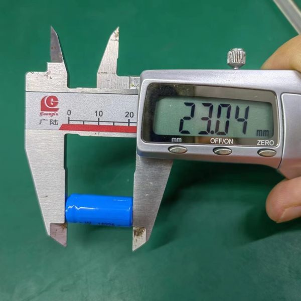 Wholesale Rechargeable Lithium Battery 10220 3.7V 130mAh with 5C Discharge for Toys and Electronics