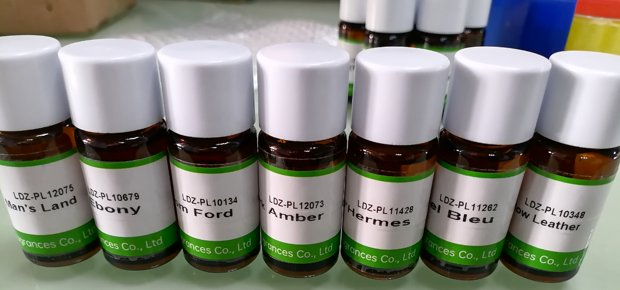 Essential Oil Fragrances Creamy Strawberry Flavoring Oil For Reed Sticks  &  Scented Candles & Diffusers Home Spay Productions