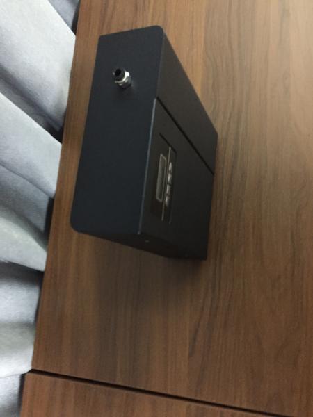 150ml Oil Bottle FCU Wall Mounted Commercial Scent Diffuser , 300CBM Metal Air Aroma Machine Black / White