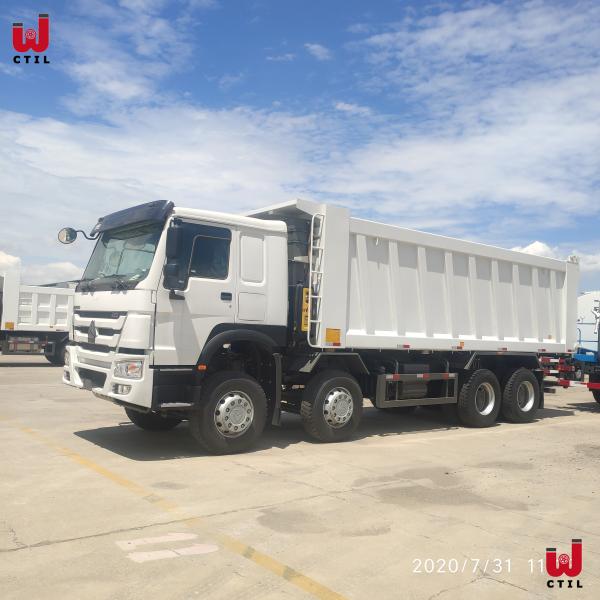 Sinotruk HOWO 8X4 Heavy Duty Dump Truck 12 Wheelers 371HP 40T
