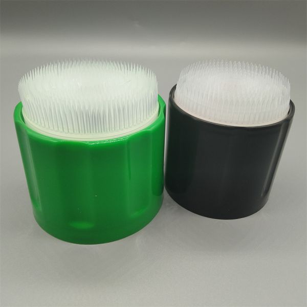 Foam Cleaner Valve for Dense, Clinging Foam Dispensing in Surface Cleaning Applications
