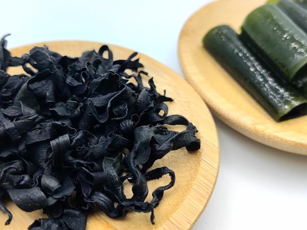 Slightly Salty Wakame Dry Seaweed Undaria Pinnatifida For Japanese Soups And Korean Salads