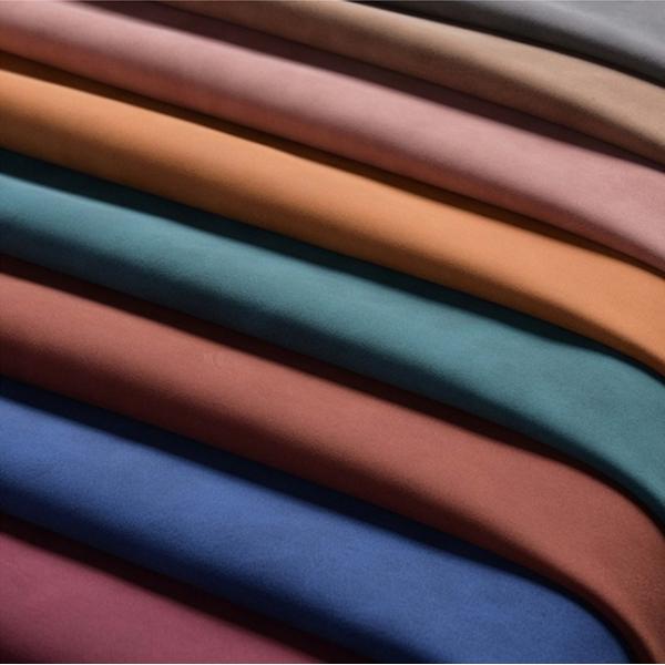 Поддельная печатная PU обувь Кожа водонепроницаемая бараниная кожа Янбук Чищенное дно