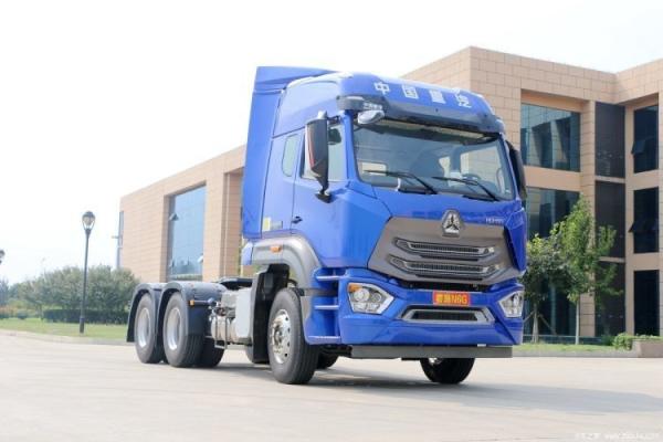 Powerful SinotruK Haohan N6G 4*2 6*4 Traction Truck CHG LNG Special Truck Traction Head